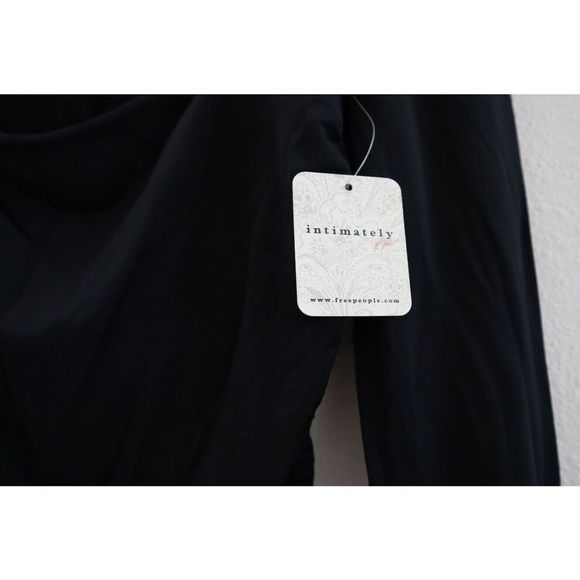 Intimately Free People OB1251780 Women's Sz S Black Wind Down Layering Top - Picture 3 of 8